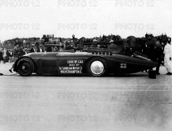 Sunbeam 1000hp World Land speed record attempt at Daytona 1927 Artist: Unknown.