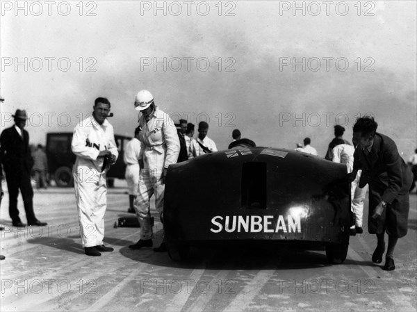 Sunbeam 1000hp World Land speed record attempt at Daytona 1927 Artist: Unknown.