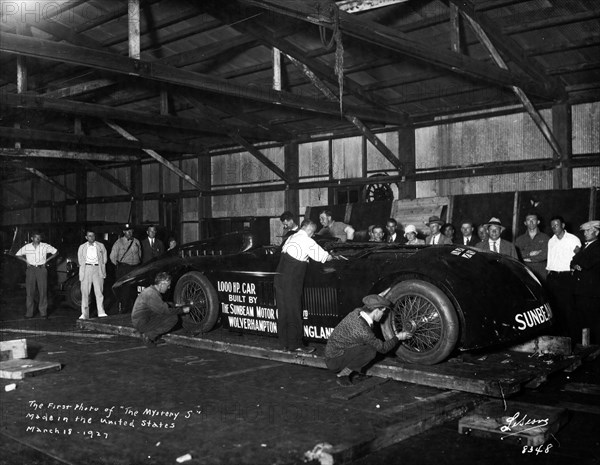 Sunbeam 1000hp World Land speed record attempt at Daytona 1927 Artist: Unknown.