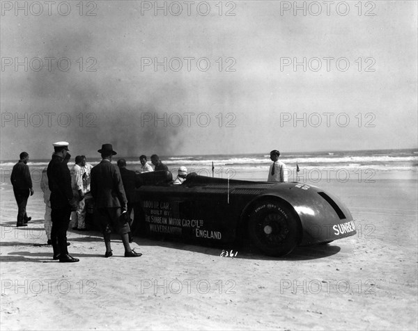 Sunbeam 1000hp World Land speed record attempt at Daytona 1927 Artist: Unknown.