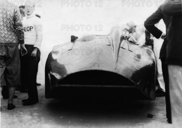 Sunbeam 1000hp World Land speed record attempt at Daytona 1927 Artist: Unknown.