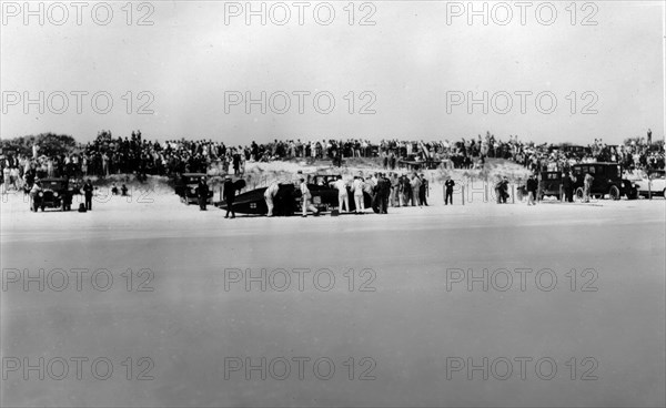 Sunbeam 1000hp World Land speed record attempt at Daytona 1927 Artist: Unknown.