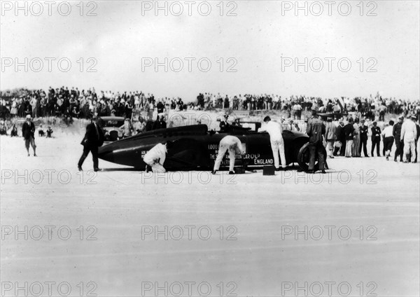 Sunbeam 1000hp World Land speed record attempt at Daytona 1927 Artist: Unknown.