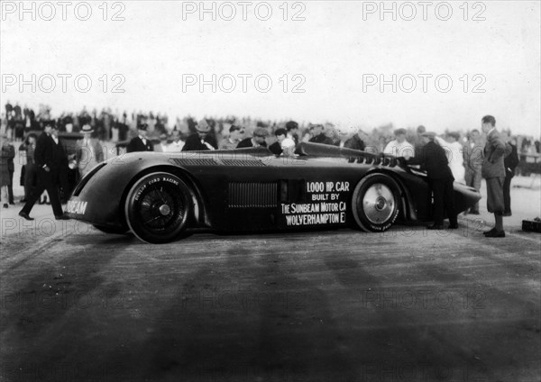 Sunbeam 1000hp World Land speed record attempt at Daytona 1927 Artist: Unknown.