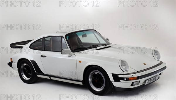 1987 Porsche 911 3.2 Carrera Artist: Unknown.