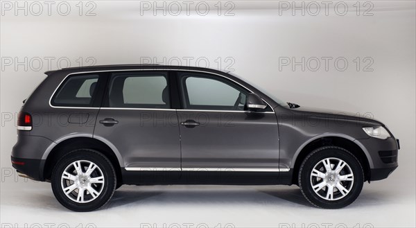 2009 Volkswagen Touareg V6 Tdi Artist: Unknown.