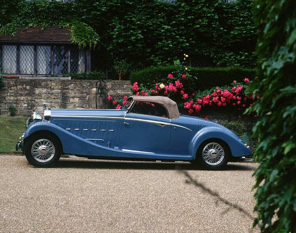 1934 Hispano Suiza type 68 Bis V12 convertible Artist: Unknown.