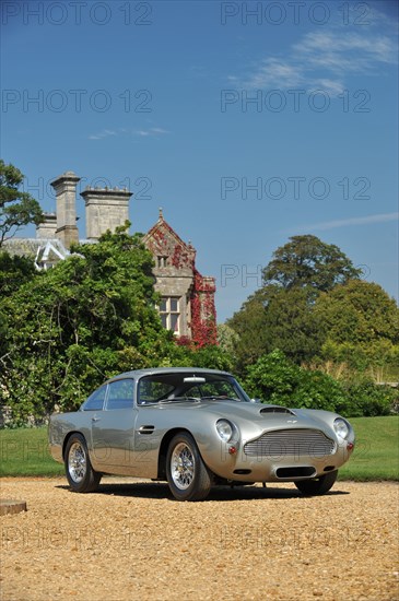 1961 Aston Martin DB4 GT Artist: Unknown.