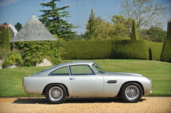 1961 Aston Martin DB4 GT Artist: Unknown.