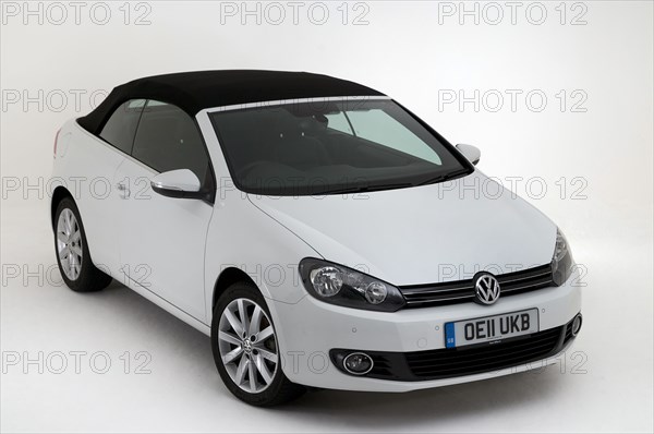 2011 VW Golf Tdi Cabriolet Artist: Unknown.