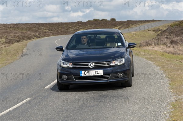 2011 Volkswagen EOS 2.0 Tdi Artist: Unknown.