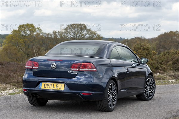 2011 Volkswagen EOS 2.0 Tdi Artist: Unknown.