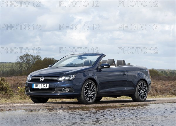 2011 Volkswagen EOS 2.0 Tdi Artist: Unknown.