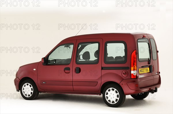 2007 Renault Kangoo Artist: Unknown.