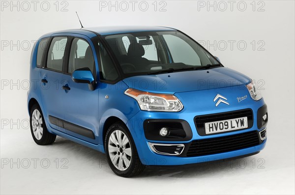 2009 Citroen C3 Picasso Artist: Unknown.