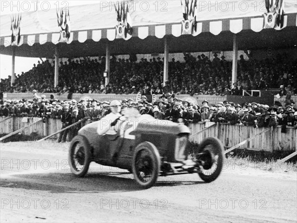 1923 French Grand Prix, Henry Segrave in Sunbeam Artist: Unknown.