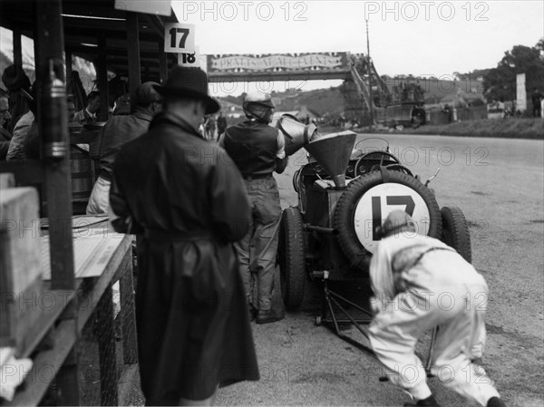 1933 Ulster TT, MG Magnette K3 Nuvolari Artist: Unknown.