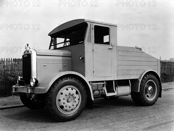 1946 Scammell Showman's Tractor Artist: Unknown.