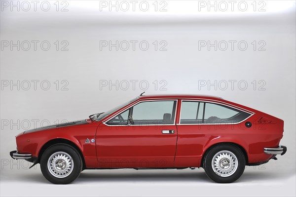 1981 Alfa Romeo Alfetta GTV Artist: Unknown.