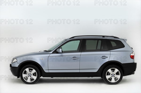 2005 BMW X3 Artist: Unknown.