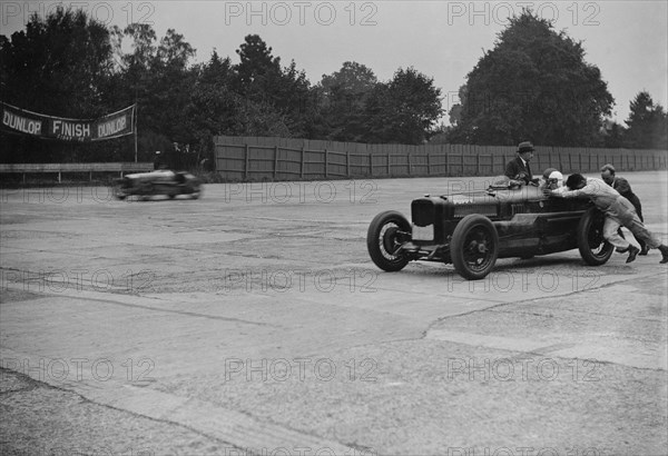 Coppa Florio type Sunbeam of EL Bouts, Surbiton Motor Club race meeting, Brooklands, Surrey, 1928. Artist: Bill Brunell.