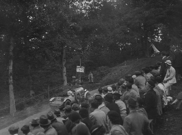 Bentley open 4-seater competing in the Shelsley Walsh Hillclimb, Worcestershire, 1935. Artist: Bill Brunell.