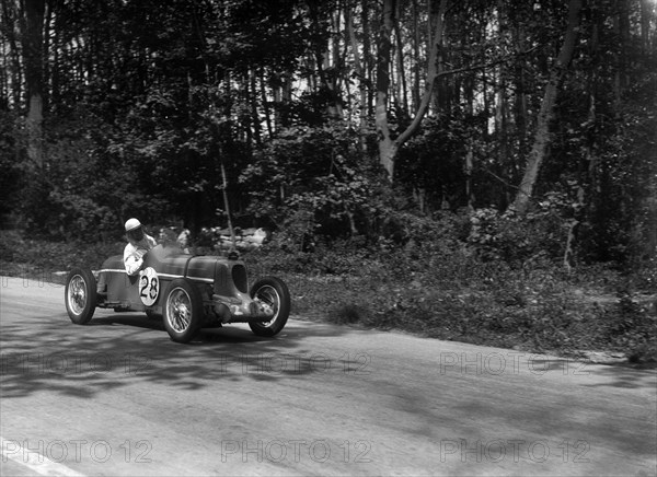 MG Q type of Kenneth Evans racing at Donington Park, Leicestershire, 1935. Artist: Bill Brunell.