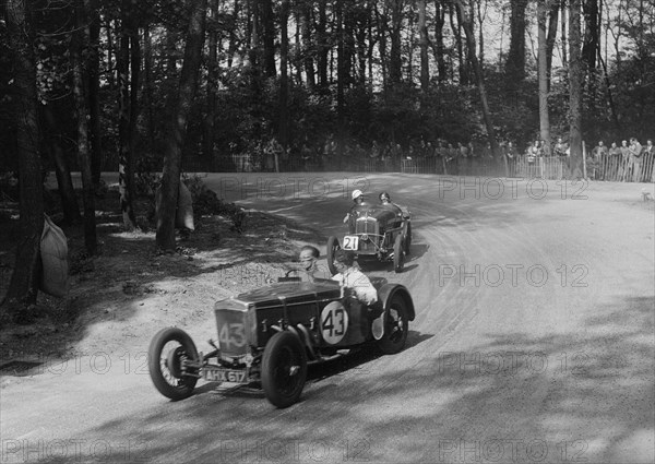 Frazer-Nash TT replica leading a Wolseley Hornet at Donington Park, Leicestershire, 1930s. Artist: Bill Brunell.