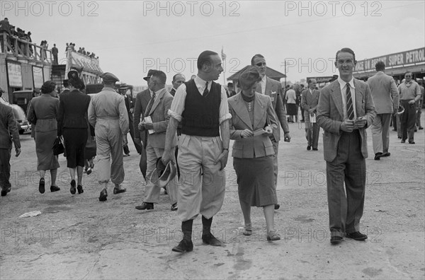 British racing driver Charles Mortimer at Brooklands, Surrey, 1939. Artist: Bill Brunell.