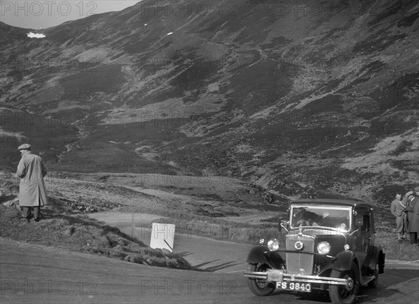 Morris Ten saloon of Miss JEB Richardson at the RSAC Scottish Rally, Devil's Elbow, Glenshee, 1934. Artist: Bill Brunell.