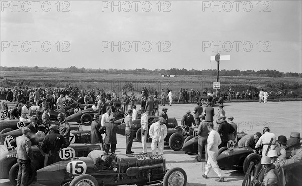 JCC 200 Mile Race, Brooklands, 1926. Artist: Bill Brunell.