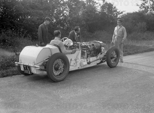 Road testing Raymond Mays' Vauxhall-Villiers, c1930s. Artist: Bill Brunell.