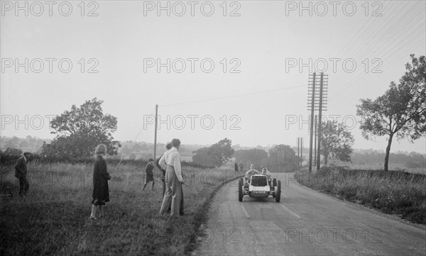 Road testing Raymond Mays' Vauxhall-Villiers, c1930s. Artist: Bill Brunell.