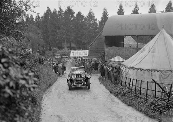 Vauxhall 30/98 of D Tinker competing in the MAC Shelsley Walsh Hillclimb, Worcestershire, 1927. Artist: Bill Brunell.