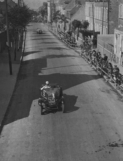 Alvis of Ruth Urquhart Dykes competing at the Boulogne Motor Week, France, 1928. Artist: Bill Brunell.