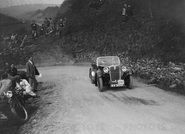 Singer of RS Davies competing in the MCC Edinburgh Trial, 1933. Artist: Bill Brunell.