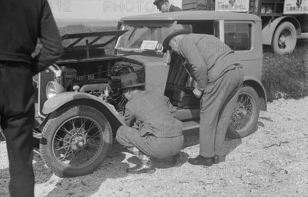 Wolseley Hornet at the B&HMC Brighton Motor Rally, 1930. Artist: Bill Brunell.