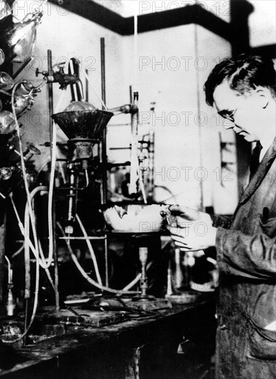 Wallace Hume Carothers, American industrial chemist, c1927-1937. Artist: Unknown