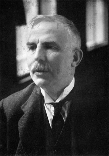 Ernest Rutherford (1871-1937), Nobel prize-winning atomic physicist, c1908. Artist: Unknown