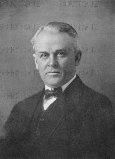 Robert Andrews Millikan, American physicist, 20th century. Artist: Unknown