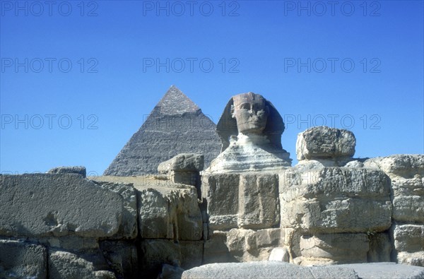 The Sphinx and Pyramid of Khafre (Chephren), Giza, Egypt, 4th Dynasty, 26th century BC. Artist: Unknown