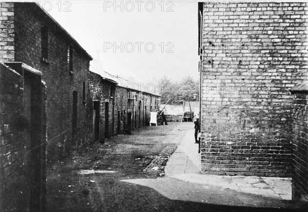 A York Slum, York, Yorkshire, 1901. Artist: Unknown