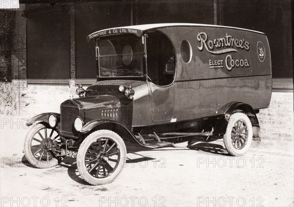 Delivery van, York, Yorkshire, 1920. Artist: Unknown