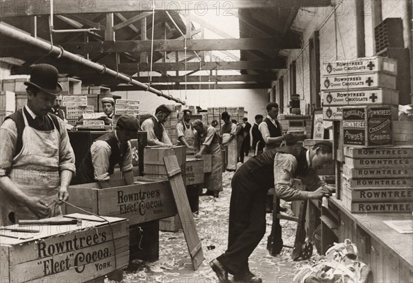 Men sealing cases of Rowntree?s Elect Cocoa, York, Yorkshire, 1893. Artist: Unknown