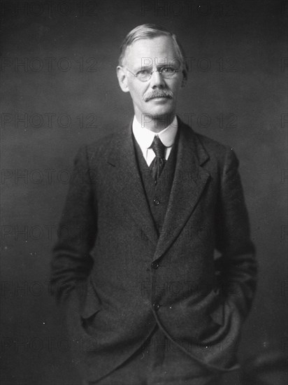 Half length portrait of Benjamin Seebohm Rowntree. Artist: Unknown