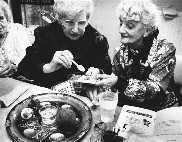 Jewish women at Passover, London, 1998. Artist: Unknown