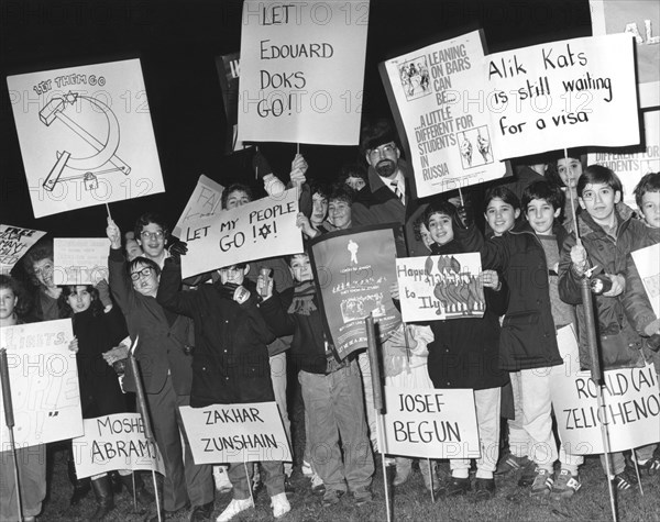 Demonstration for the release of Russian Jews, Middlesex, 1985. Artist: Sidney Harris