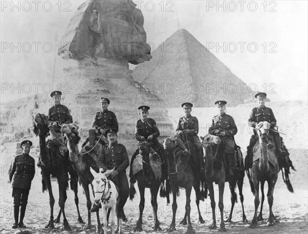 Jewish Legionaries on camels, Gizeh, Egypt, World War I, 1915-1918. Artist: Unknown