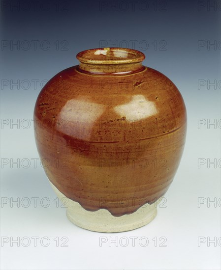 Brown lead glazed wan nian (myriad years) jar, Tang dynasty, China, 7th-8th century. Artist: Unknown