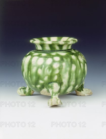 Green lead glazed tripod jar, High Tang period, China, 684-756. Artist: Unknown